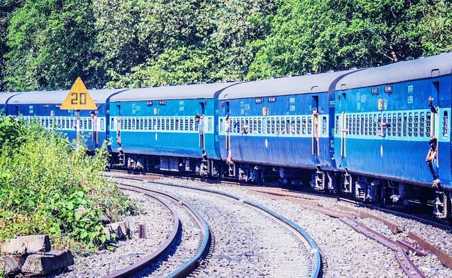 Uttarakhand Man Gets COVID +ve Text On Train, 20 Passengers Quarantined
