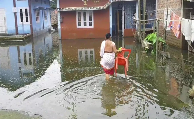Assam COVID Warriors Also Multitask As Flood Relief Workers Amid Crisis