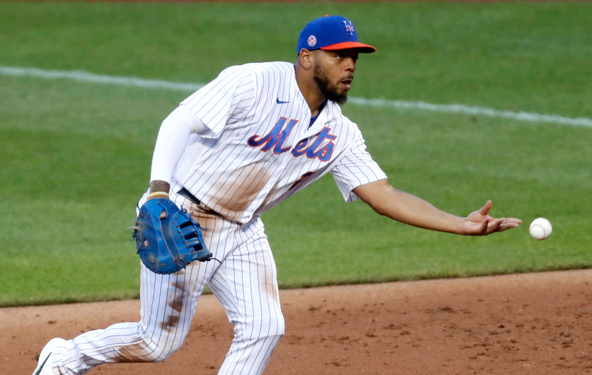 Mets trying to find different ways to get Dominic Smith in lineup