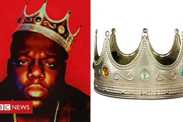 Notorious B.I.G. crown and Tupac love letters up for auction