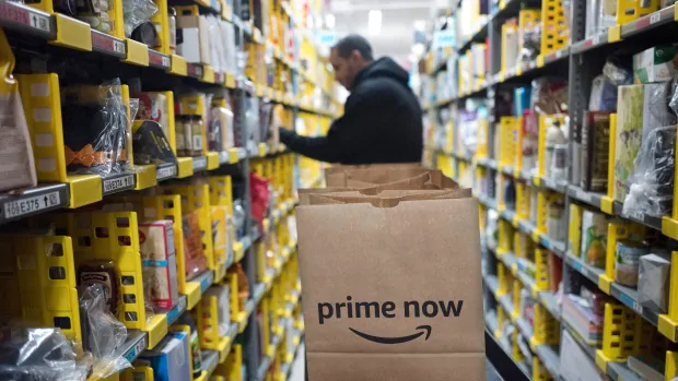 Amazon to hire 2,500 people for 2 new fulfilment centres in southern Ontario