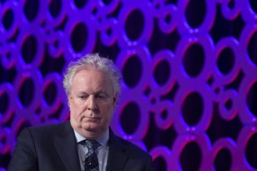 Former premier Jean Charest suing Quebec government for $1M for privacy violation