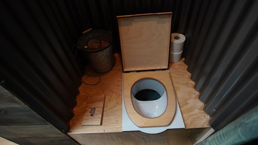 Toilet Im Tiny House BE "I'm a Star - The Great Jungle Show"