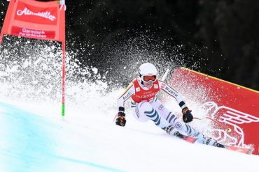 Alpine Skiing World Cup: Ski ace Kira Vidal and Linus Strower stumbling in the game