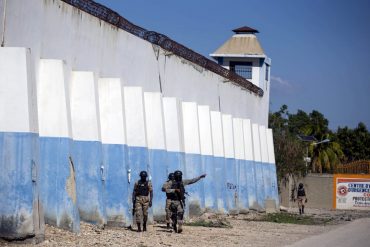 25 dead, 400 prisoners escaped after spreading to Haiti - news abroad