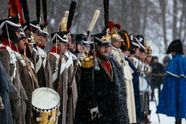 Russia and France: Napoleon's final honor for falling from Russian campaign
