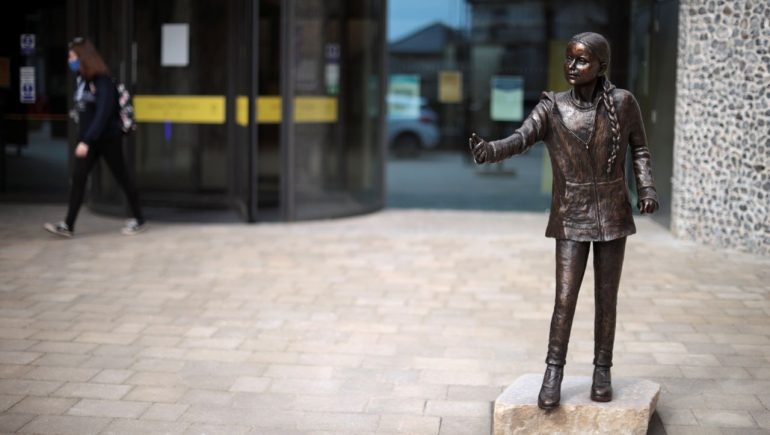 Greta Thunberg's statue in Great Britain causes controversy at the university