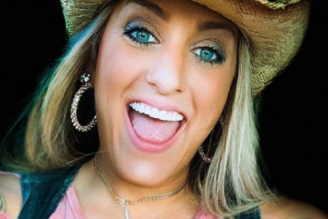 Shock to American country singer!  Taylor D (33) died after a car accident