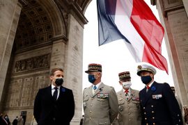 Did they want a coup ?: The French army patted the general