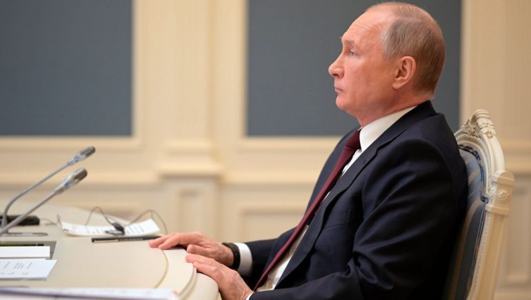 Vladimir Putin agrees to meet Volodymyr Zalenski - but only in Moscow