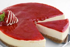 Panna Cotta Cake with Strawberry: Baked Cake - A Highlight for Every Coffee Table