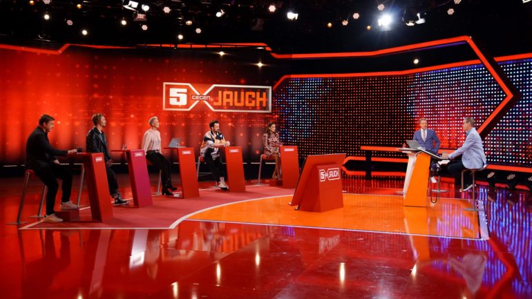 "5 Against Jauch": Sonja Zitlow and Jana Ina Zarela Tampon With Discussion - TV