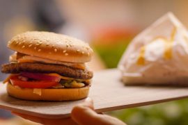 McDonald's with new burger packaging - raps also affected