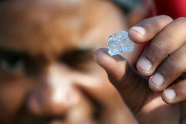 South Africa: Disappointment among diamond seekers!  "Gems" Were Just Quartz - News From Abroad