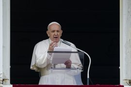 Mass graves in Canada: Pope ignores apology for dead children