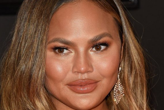 Reaction to bullying allegations: Chrissy Teigen wants to sue Costello