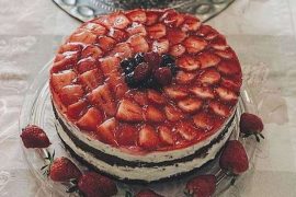 Strawberry Strasciatella Cake Recipe |  Enjoyment