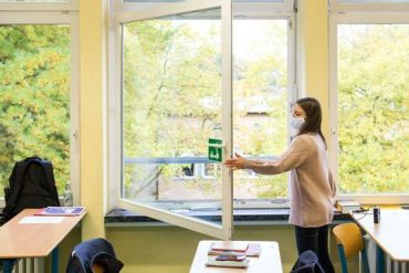 "The goal is not to have an air filter in every room": Berlin schoolchildren still learn from open windows after the holidays