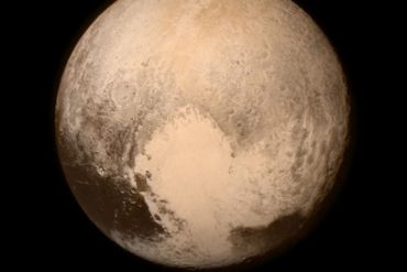 Zwergplanet mit „Herz“: Pluto galt von 1930 bis 2006 als Planet  (NASA)