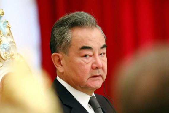 Afghanistan: Chinese Foreign Minister talks to Taliban