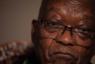 Jacob Zuma: Ex-President of South Africa faces police - 15-month prison sentence