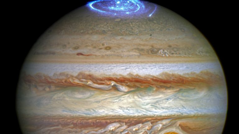 Planets: How the Polar Lights Form on Jupiter