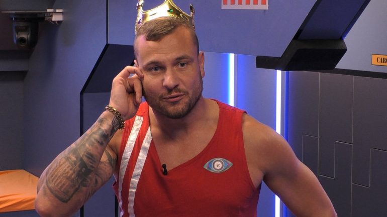 Confessions on "Celebrity Big Brother" - "I Always Smell My Ex's Panties" - TV