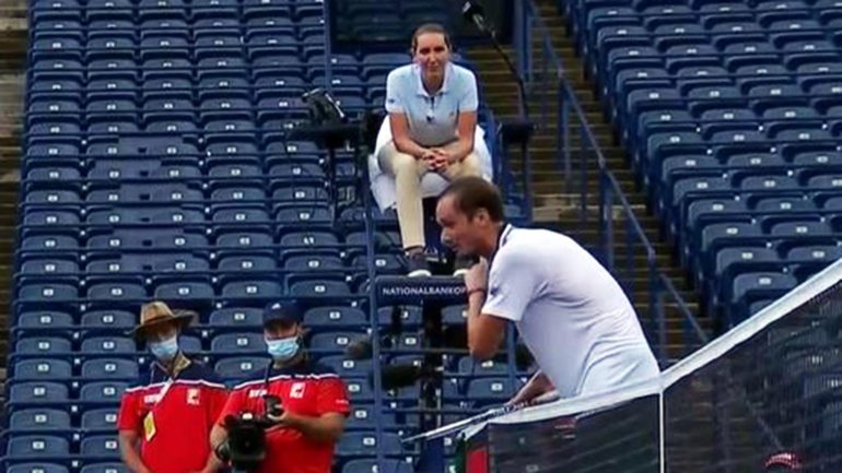 ATP Toronto: Daniil Medvedev apologizes to Alexander Bublik - and was punished for it