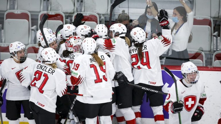 IIHF Women's World Cup: Switzerland as an outsider in semi-final against Canada