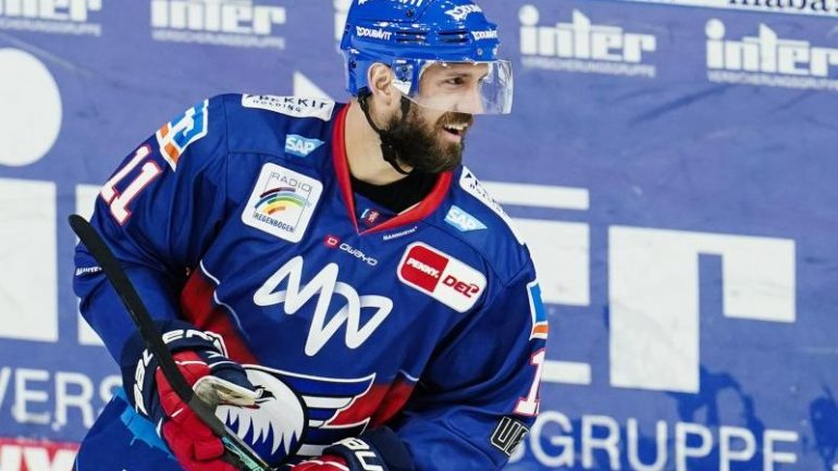 Ice hockey - ice hockey professional takes out Schutz time: the year of rest on Lake Garda