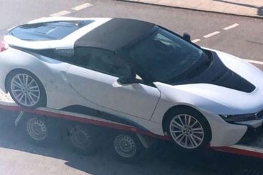 Picture of a Munich BMW luxury car triggers horror - "Omg fuch*"!