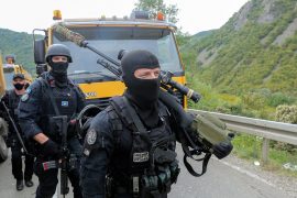 Kosovo police in border area: Serbia puts troops on alert
