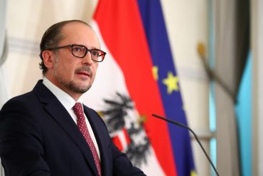 Austria's new chancellor Alexander Schellenberg: oath of allegiance for a short time!  - Politics abroad
