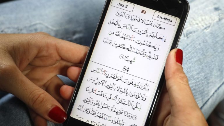 Forced censorship on Apple: China bans Quran and Bible apps from App Store