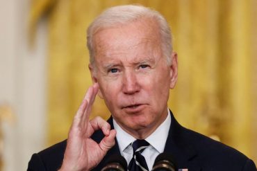 USA: US President Biden cuts simultaneously social and climate package