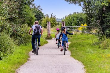 Active Through Autumn: Bike Tours for Families: Our Tips for an Autumn Vacation