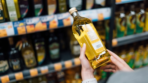 Not all olive oils tested convincingly.  two products only cut "Inadequate" Distant.