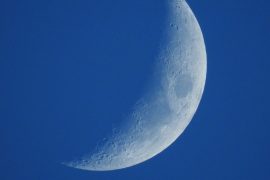 Australischer Wissenschaftler: "Mond hat genug Sauerstoff für acht Milliarden Menschen"