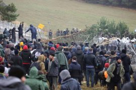 Police report: Migrants again break border for Poland