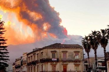 What is the probability of a tsunami in Etna?  - Science