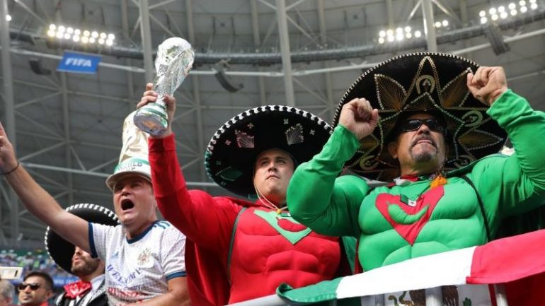 Football - Mexico Two home games without spectators due to fan behavior