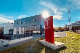 Tesla opens center in Dresden> teslamag.de