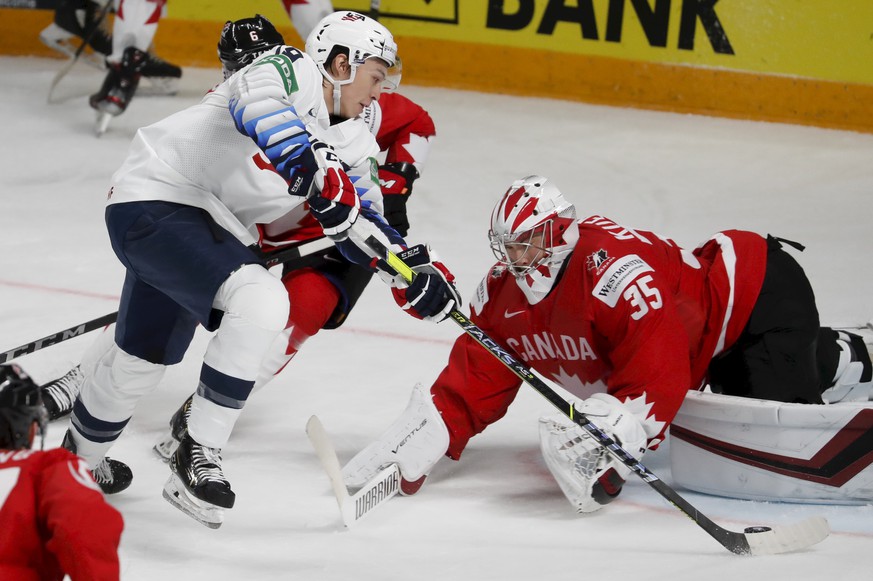The Americans easily won against neighboring Canada.