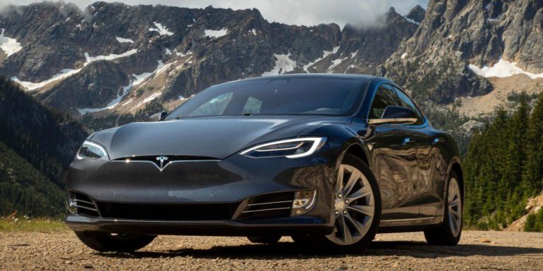 Recall: more than 475,000 Teslas have to go to the workshop