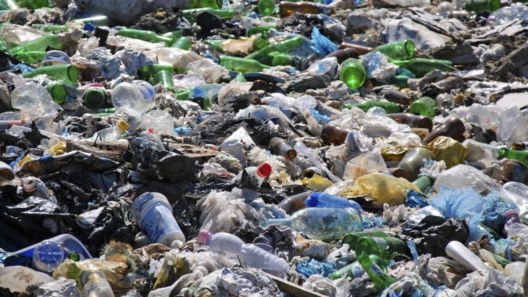 42 Million Tonnes: This Country Is The Biggest Plastic Waste Sinner - Advisor