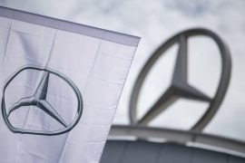 Daimler strikes deal with diesel plaintiff in Canada