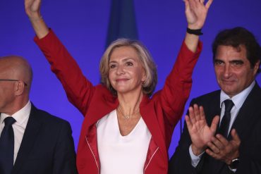 Republicans in France: Pecrese becomes presidential candidate