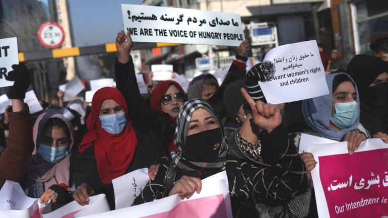 Women protest against killing of ex-servicemen