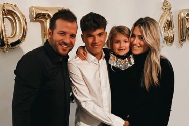 Sweet family photo of van der Vaart, Estavana and the kids