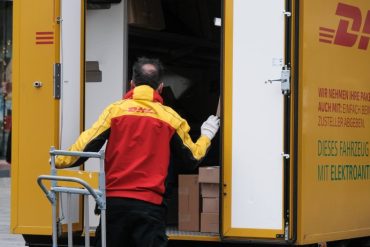DHL Customer Waiting For An Urgent Package - Then He Threatened To Sue